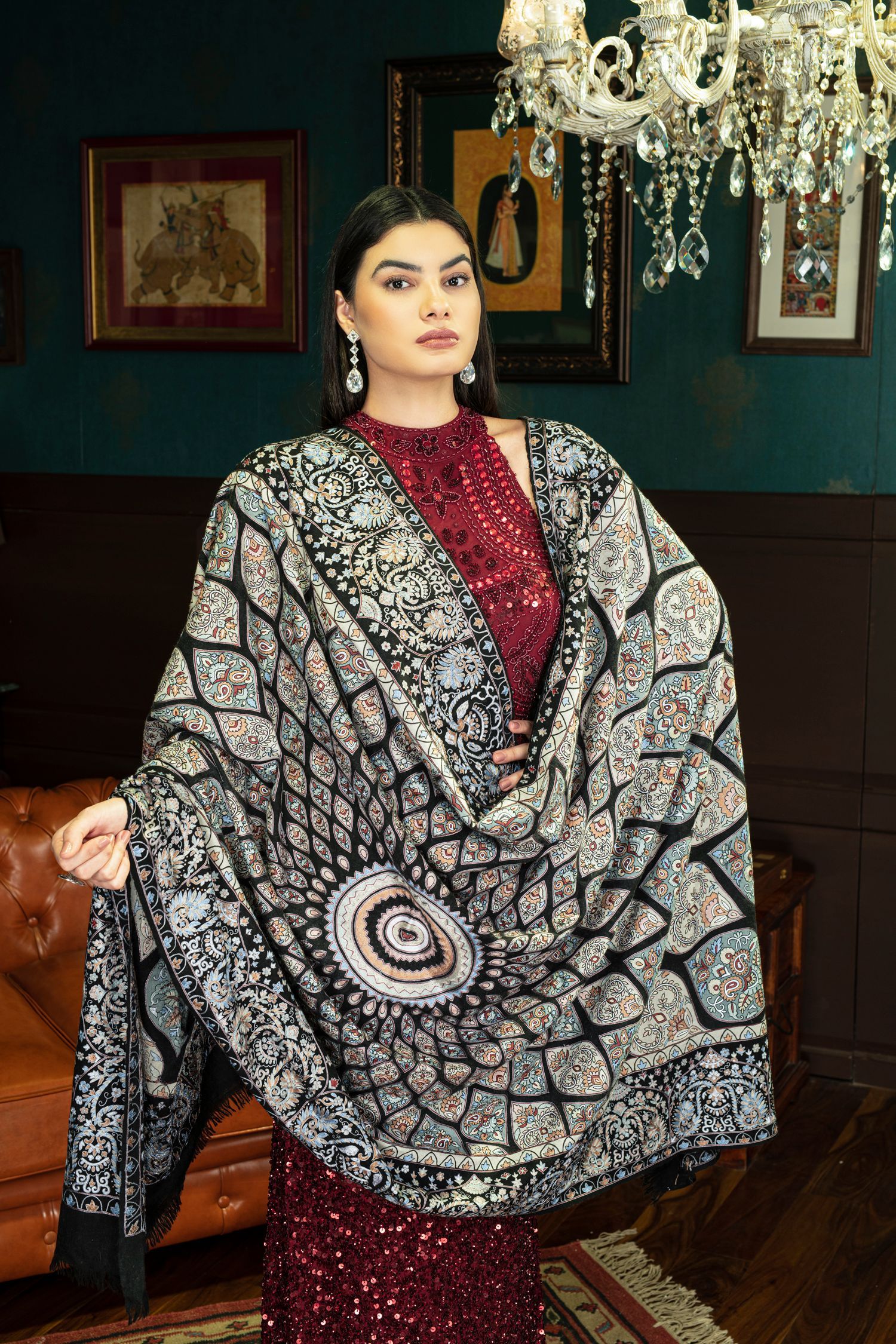 Dil Nawaz Black Pashmina shawl