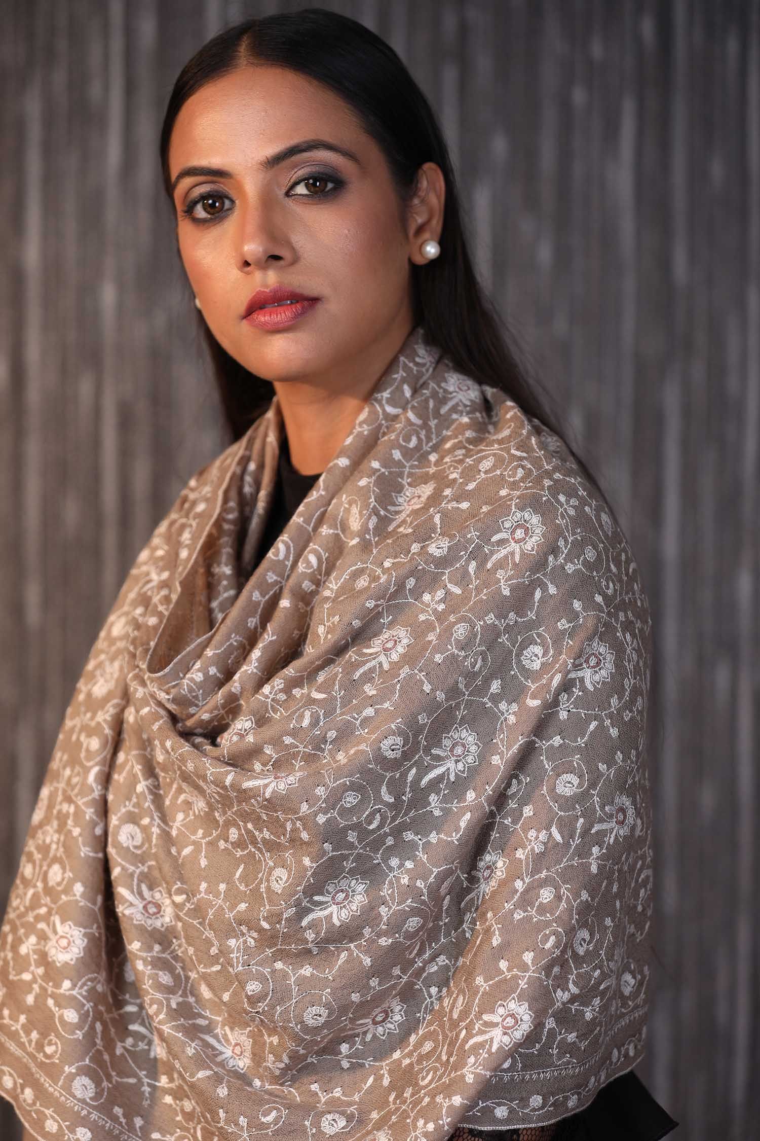 Toosh Cashmere Wrap | Hand Embroidered Pashmina